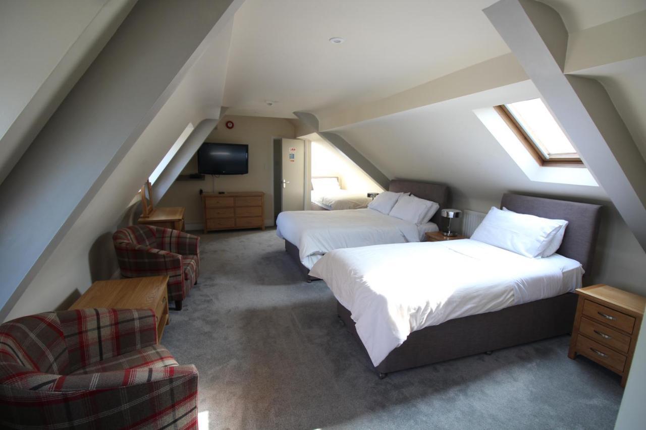 The Clothiers Arms Hotel Stroud  Room photo
